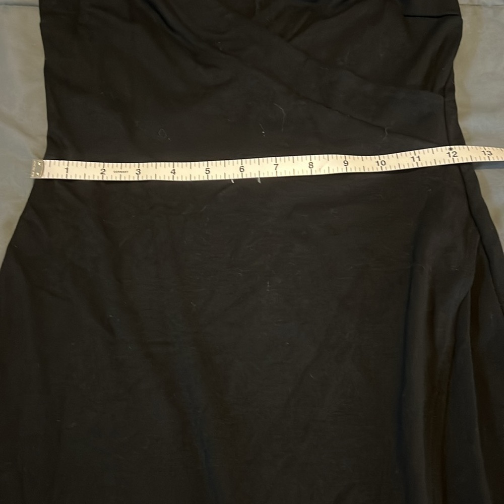 Silence + Noise Deep VNeck Faux Wrap Dress Size Small - Picture 11 of 15